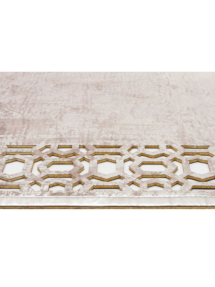 Gravür Klasik Ve Modern İşleme ve Oymaya Sahip Parlak Bordürlü Suni Deri Halı 02 GREY SILVER - Carpetdocia