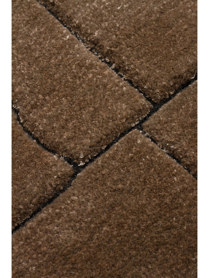 Tapis fait main en mélange de laine, rayonne et polyester de la série Dakar TAUPE