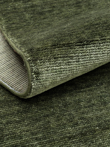 Victoria %100 TENCEL™ Lyocell El Emeği ile Üretilen Halı FOREST MOSS kıvrım detayı